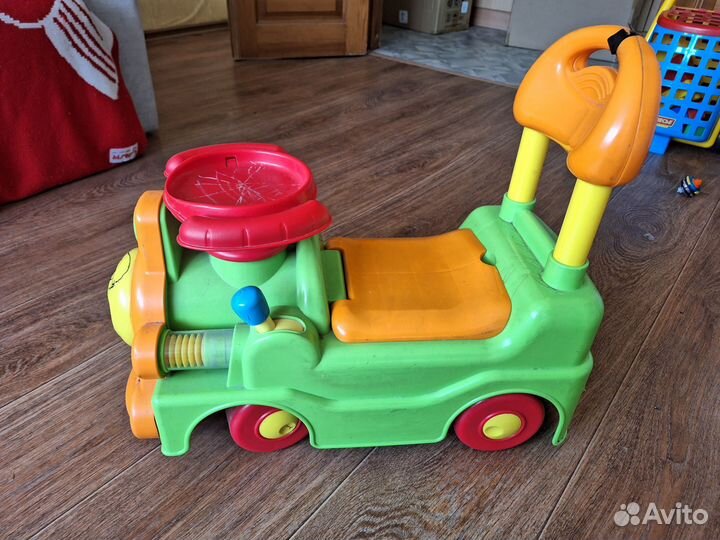 Машинка-каталка