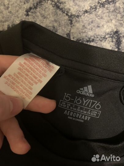 Футболка adidas