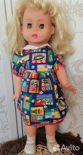 Кукла виниловая немецкая с ходящим механизмом