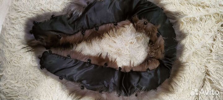 Меховой воротник чернобурка