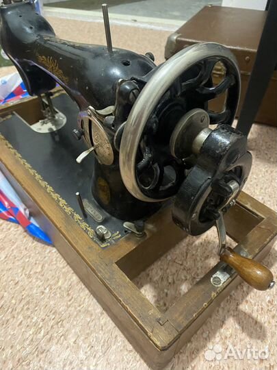 Швейная машина Подольск ручная