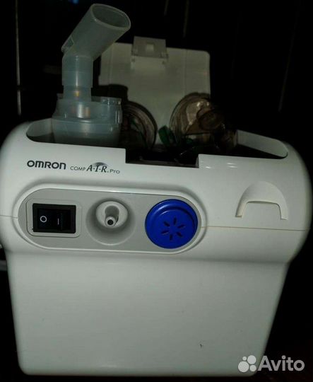 Компрессорный небулайзер, ингалятор Omron CompAir