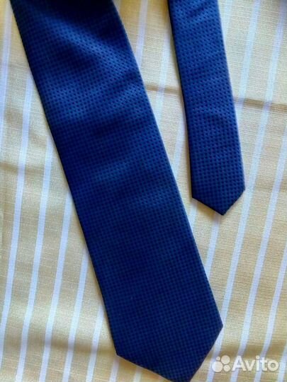 Галстук новый шёлковый