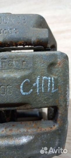 Суппорт тормозной передний левый Mercedes-Benz