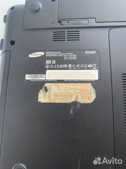 Ноутбук Samsung RV520