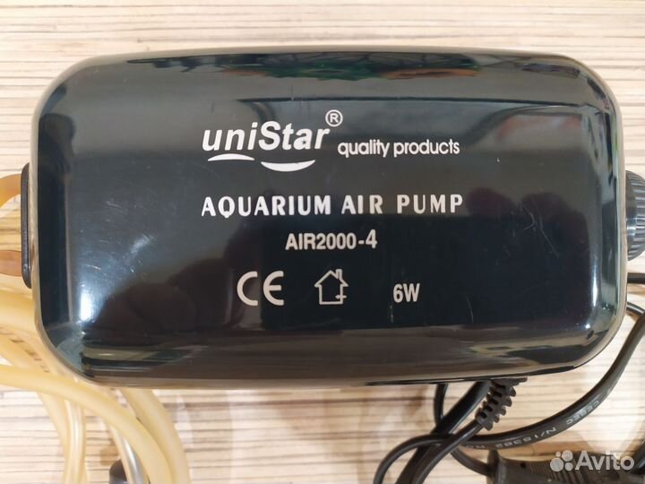 Кoмпpeccоp аквариумный Unistar AIR2000-4 6W