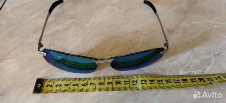 Солнцезащитные очки