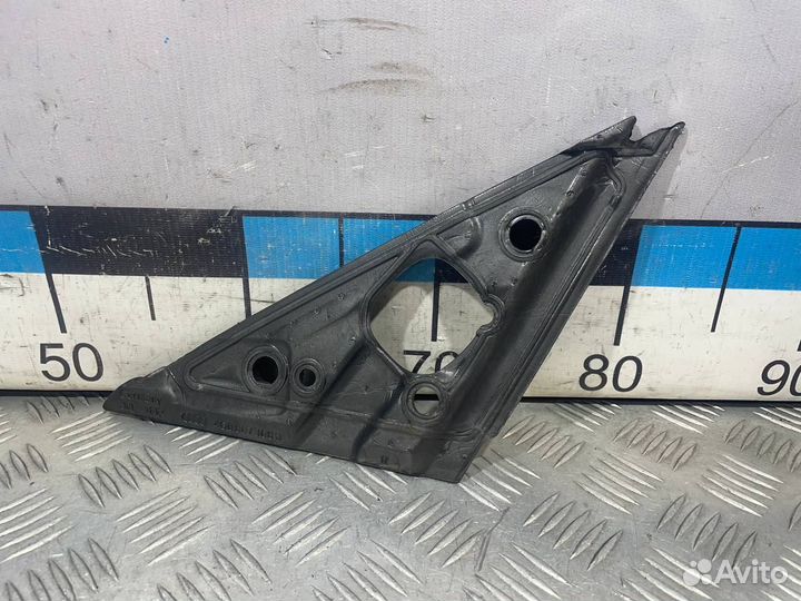 Б/У Уплотнитель зеркала внутренний правый#001