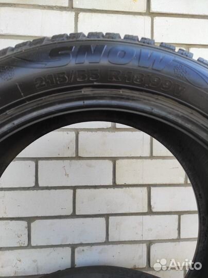 Kormoran Snow 215/55 R18 99V