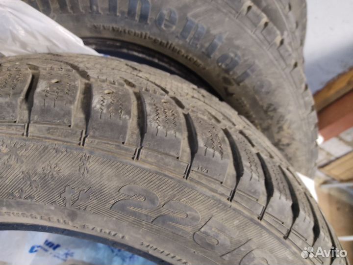 Continental Conti4x4IceContact 225/65 R17