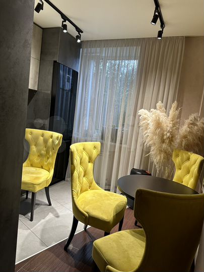 2-к. квартира, 61 м², 3/3 эт.