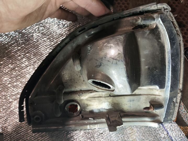 Фары передние на тайота лит айс