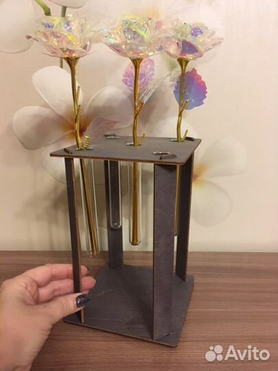 Креативная ваза, дерево и стекло