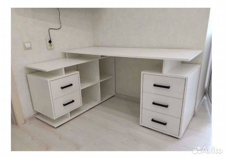 Стол компьютерный угловой 110*150 Белый