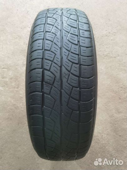 Bridgestone Dueler H/T 687 215/65 R16 98V