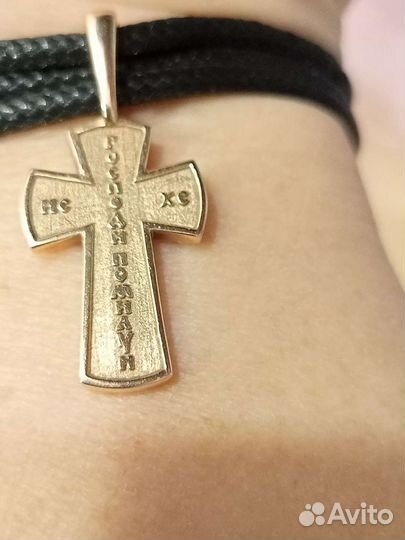 Крест золотой
