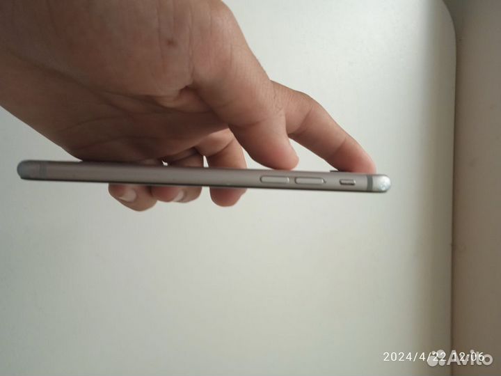 iPhone 6S, 16 ГБ