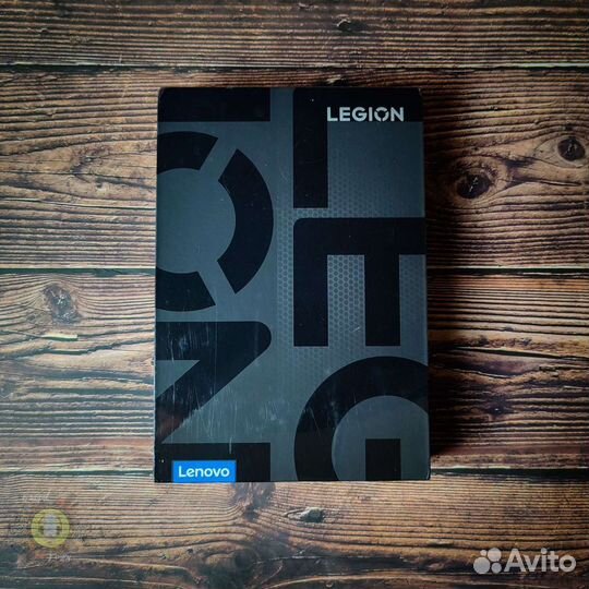 Игровой планшет Lenovo Legion Y700 12/256Gb CN
