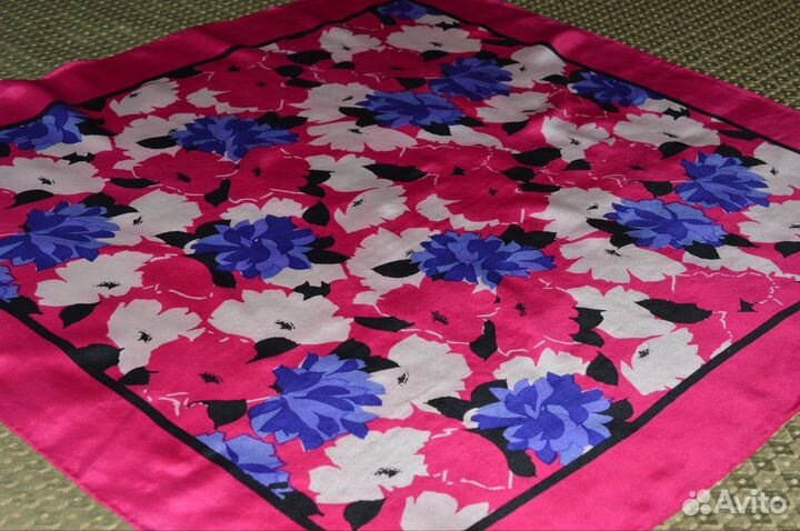 Яркий шелковый платок фуксия шелк натуральный