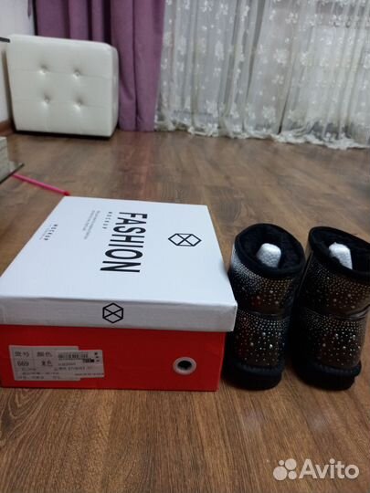 Новые женские уги