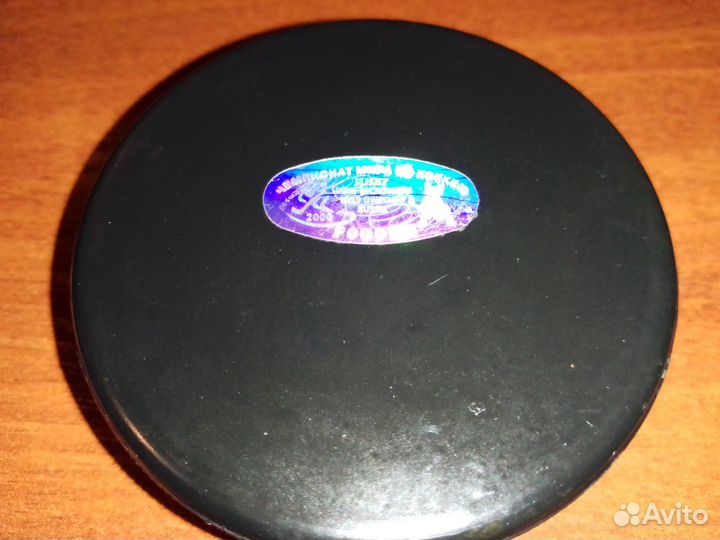 Шайба хоккейная коллекционная