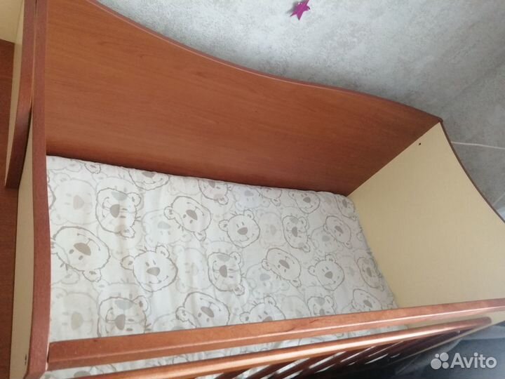 Продам детскую кровать