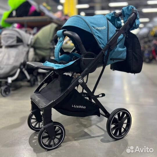 Прогулочная коляска новая