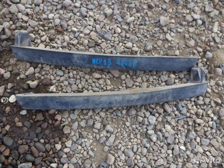 Накладка на бампер передняя Toyota Vitz NCP13