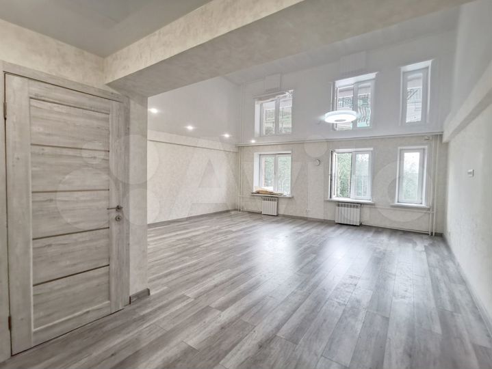 1-к. квартира, 42,8 м², 1/6 эт.