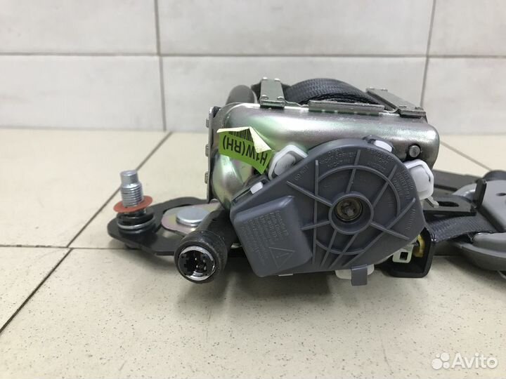 Ремень безопасности с пиропатроном Mohave 2009