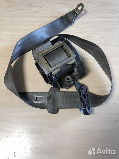 Ремень безопасности Volkswagen Passat B5, Skoda