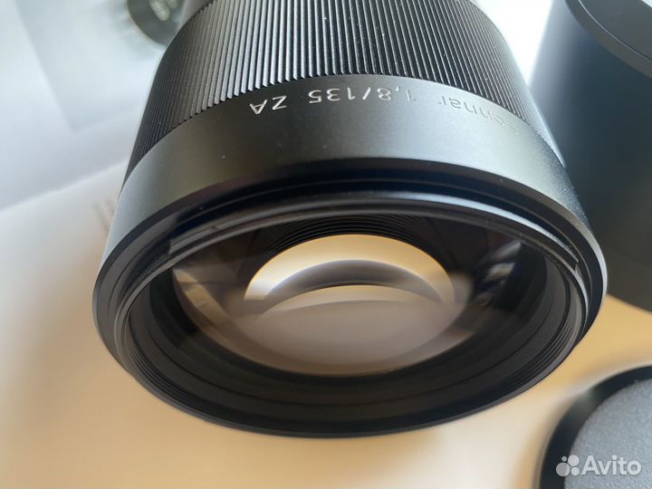 Объектив Sony Sonnar 1,8/135 ZA Carl Zeiss