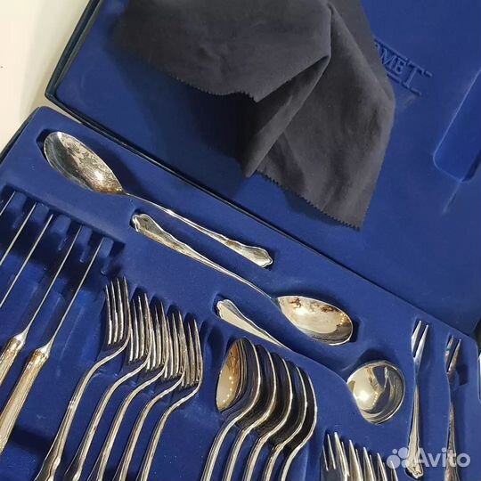 Набор столовых приборов