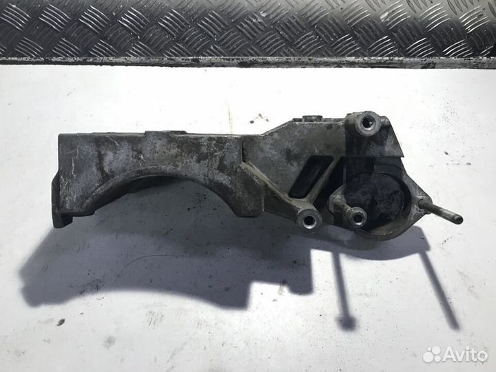 Кронштейн кондиционера Chevrolet Lacetti