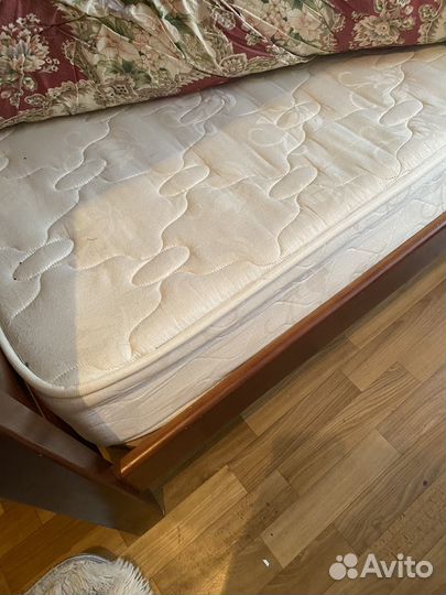 Двухярусная кровать бу с матрасами