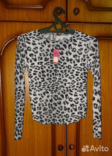 Женская одежда 42-44 размер