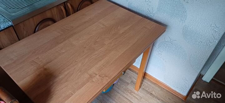 Стол и 2 стула