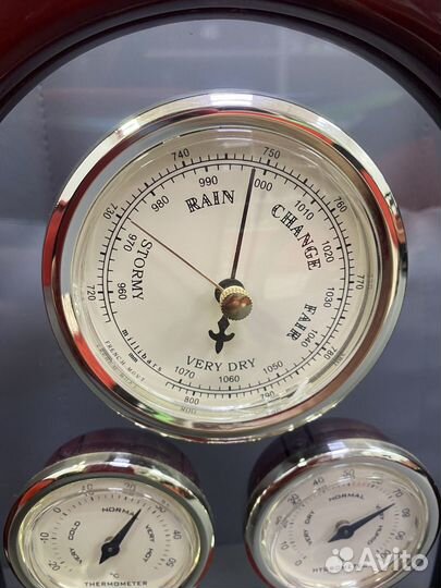 Метеостанция настольная с 3 приборами