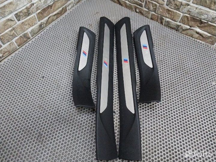 Накладка на порог салона Bmw X5 F15