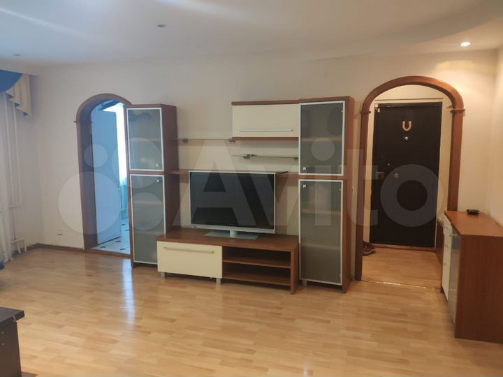 4-к. квартира, 80,5 м², 2/10 эт.