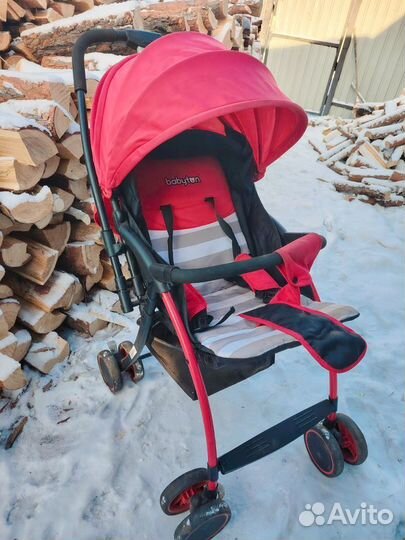 Прогулочная коляска