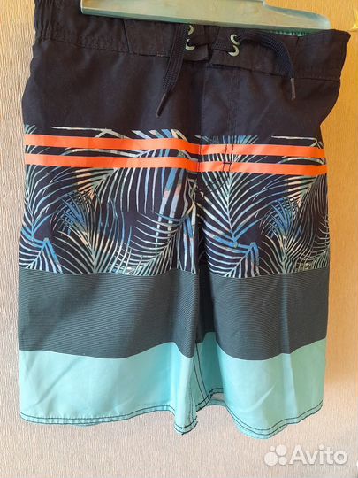 Шорты плавки оригинал из Америки на 8 лет