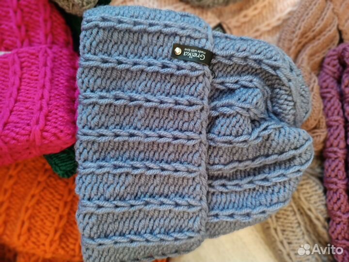 Шапка новая ручная вязка