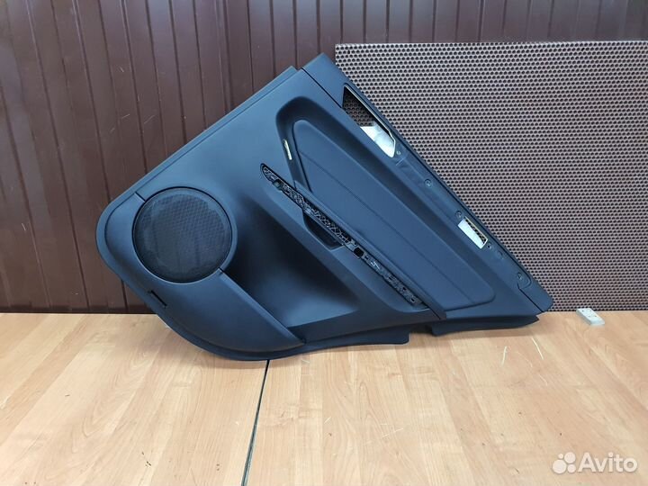 Дверная карта задняя правая Mercedes ML164