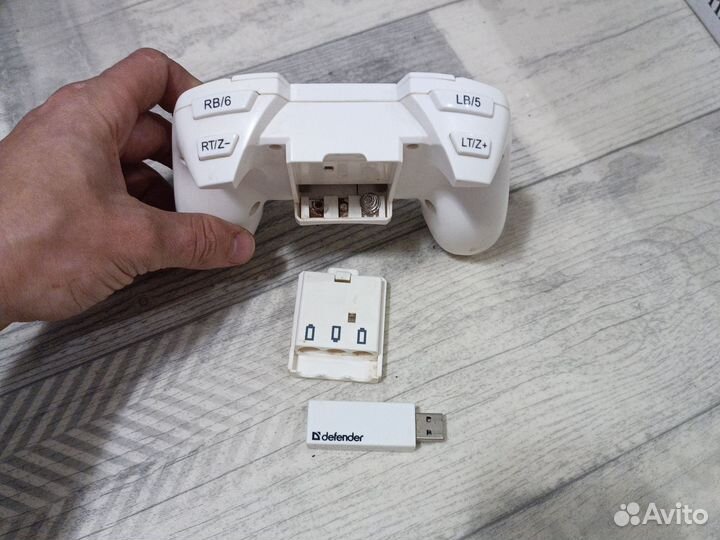 Джойстик defender scorpion x7