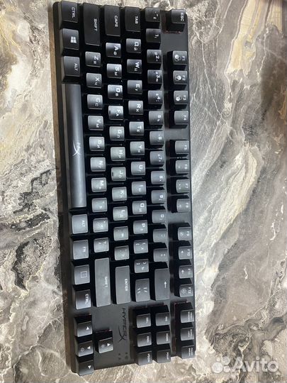 Игровая клавиатура hyperx