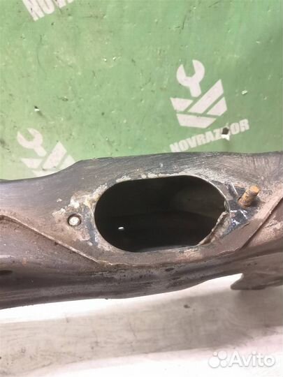 Балка подмоторная Фольксваген Гольф 4 Бора