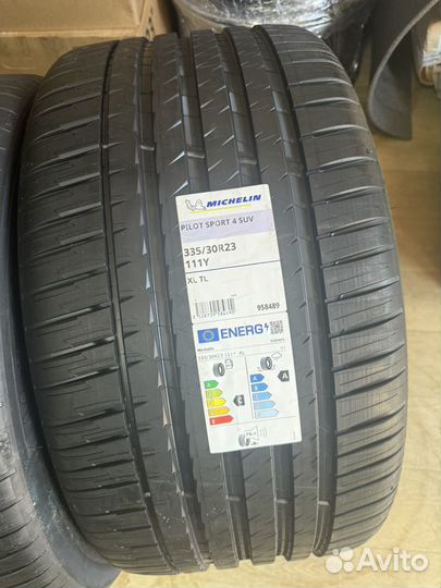 Michelin Pilot Sport 4 SUV 335/30 R23