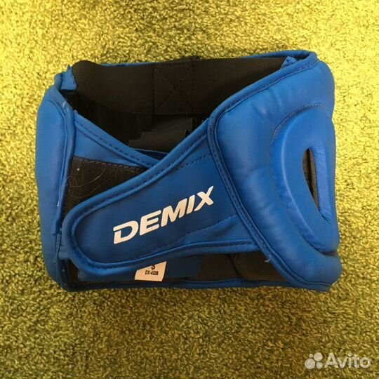 Боксерский шлем demix