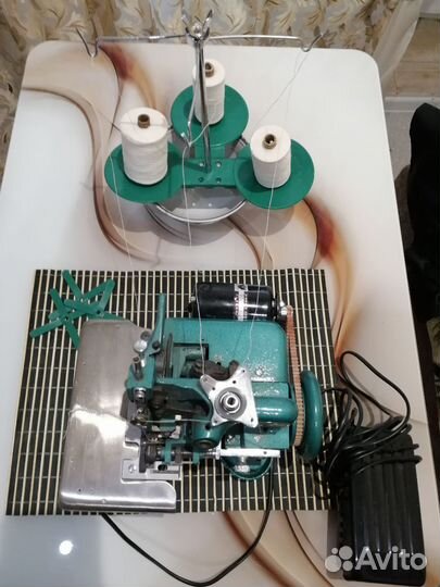Оверлок для швейной машины